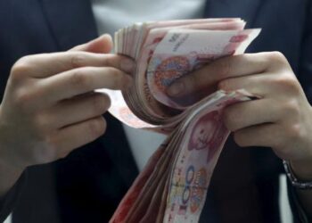 El crecimiento descontrolado de la deuda que está alimentando el auge inmobiliario podría derrumbar el sistema financiero chino.