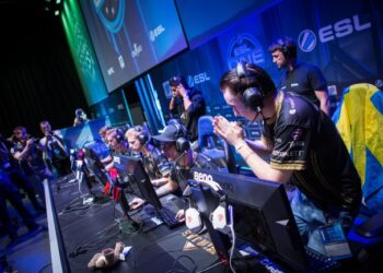 Retos eSports: Descubre cómo triunfar en el mundo de los deportes electrónicos