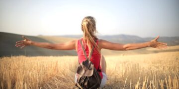 Descubre los beneficios del yoga para futbolistas: cómo esta práctica mejora el rendimiento deportivo
