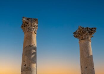 Descubre la impresionante estatura de Zeus: Mitología y curiosidades