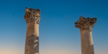 Descubre la impresionante estatura de Zeus: Mitología y curiosidades