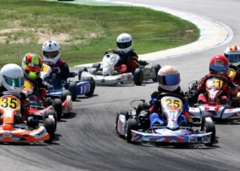 equipamiento kartings