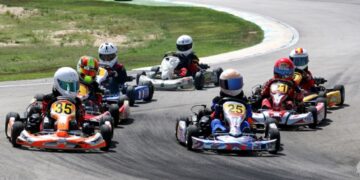 equipamiento kartings