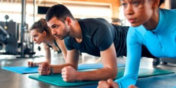 Ropa deportiva con mal olor, el secreto para eliminar el sudor impregnado en telas sintéticas
