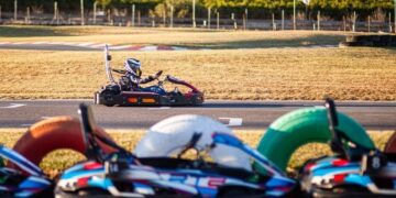 Deportes y aventura en grupo: las mejores experiencias para celebraciones en España